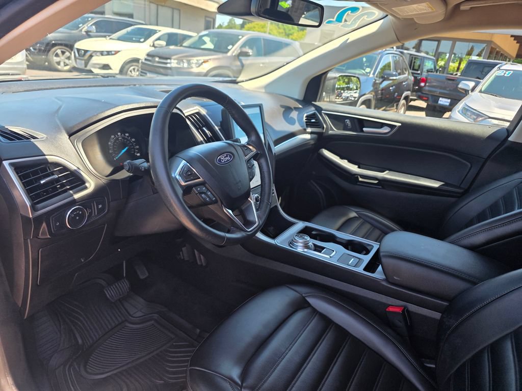 Used 2022 Ford Edge SEL AWD/4WD image 9