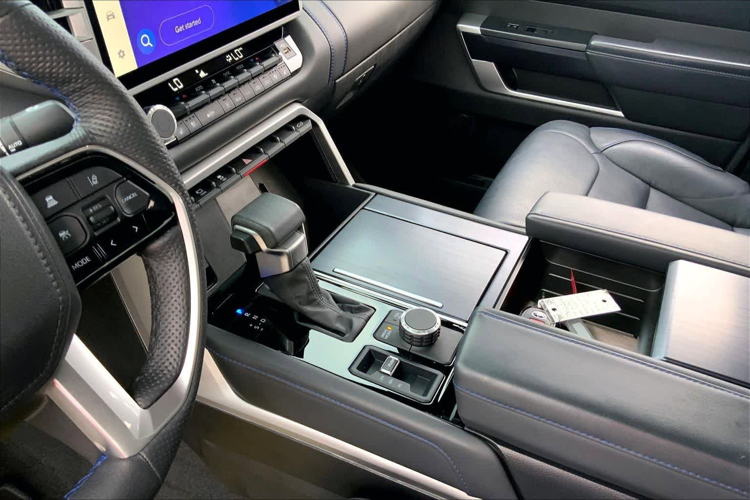 Used 2025 Toyota Tundra Platinum AWD/4WD image 17