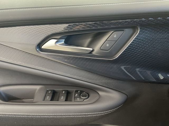 New 2025 Chevrolet Blazer EV LT image 28