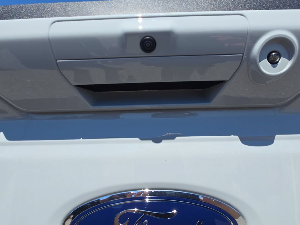 Used 2026 Ford F450 Lariat w/ Lariat Ultimate Package AWD/4WD image 13
