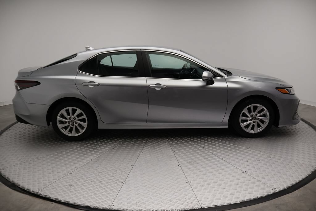 Used 2024 Toyota Camry LE FWD image 7