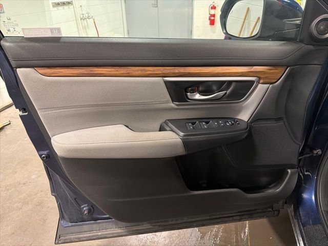 Used 2019 Honda CR-V Touring image 7