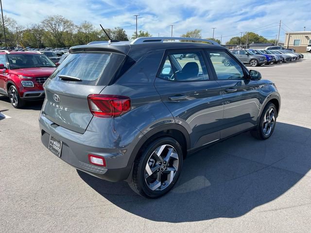 New 2026 Hyundai Venue SEL image 5