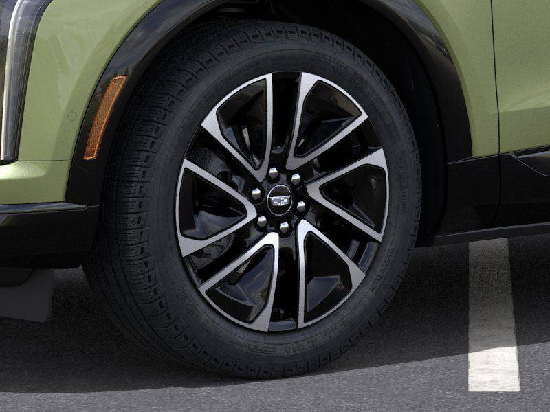 New 2027 Cadillac Optiq Sport w/ LPO, Floor Liner Package AWD/4WD image 9