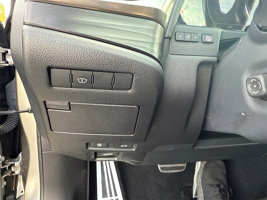 Used 2021 Lexus ES 350 F Sport w/ Accessory Package image 19