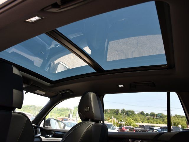 New 2026 Volkswagen Tiguan SE R-Line FWD image 26