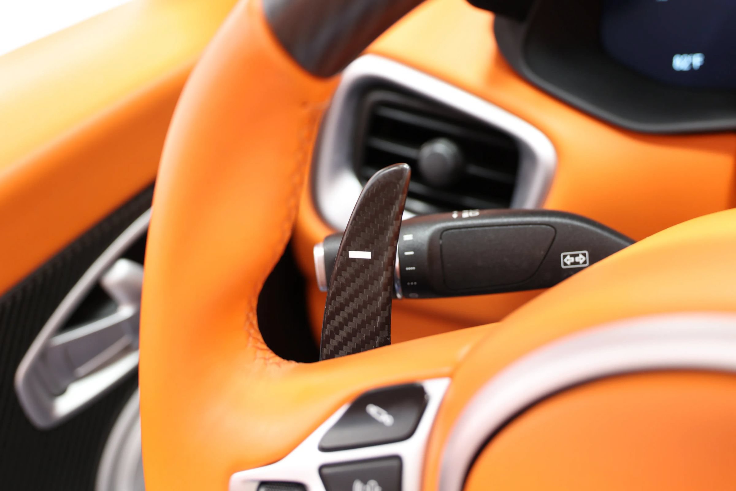 Used 2022 Aston Martin DBS Superleggera Volante RWD image 41