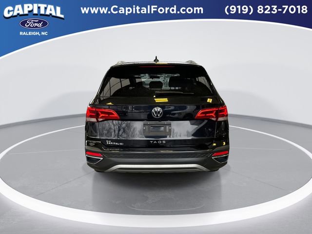 Used 2022 Volkswagen Taos SE image 7