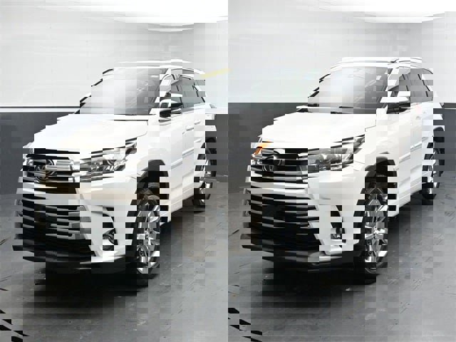 Used 2017 Toyota Highlander Limited image 7