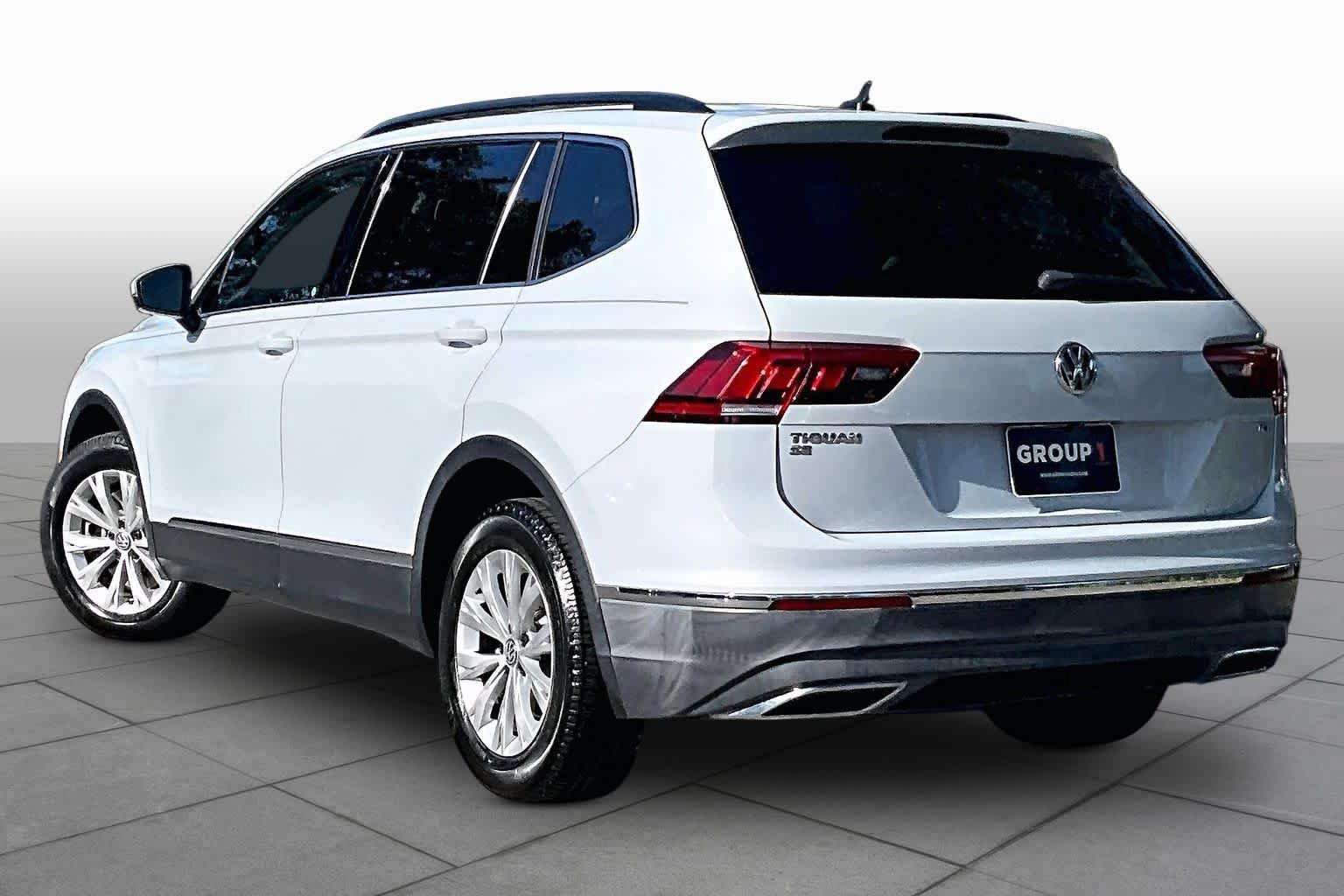 Used 2018 Volkswagen Tiguan SE FWD image 12