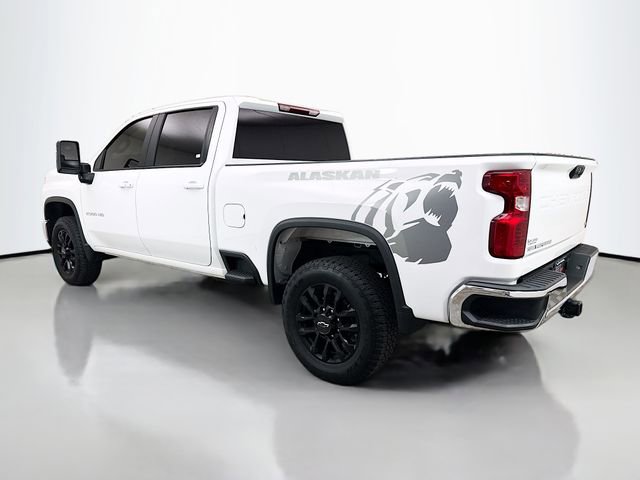 Used 2025 Chevrolet Silverado 2500 LT image 8