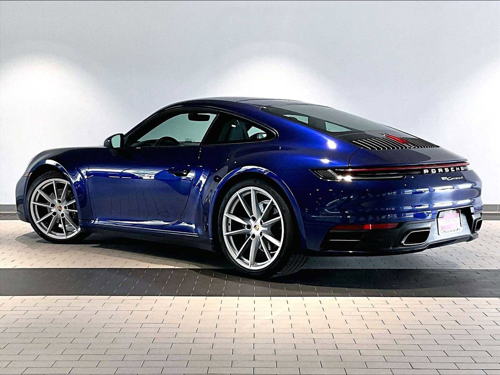 Used 2024 Porsche 911 Carrera 4 image 3
