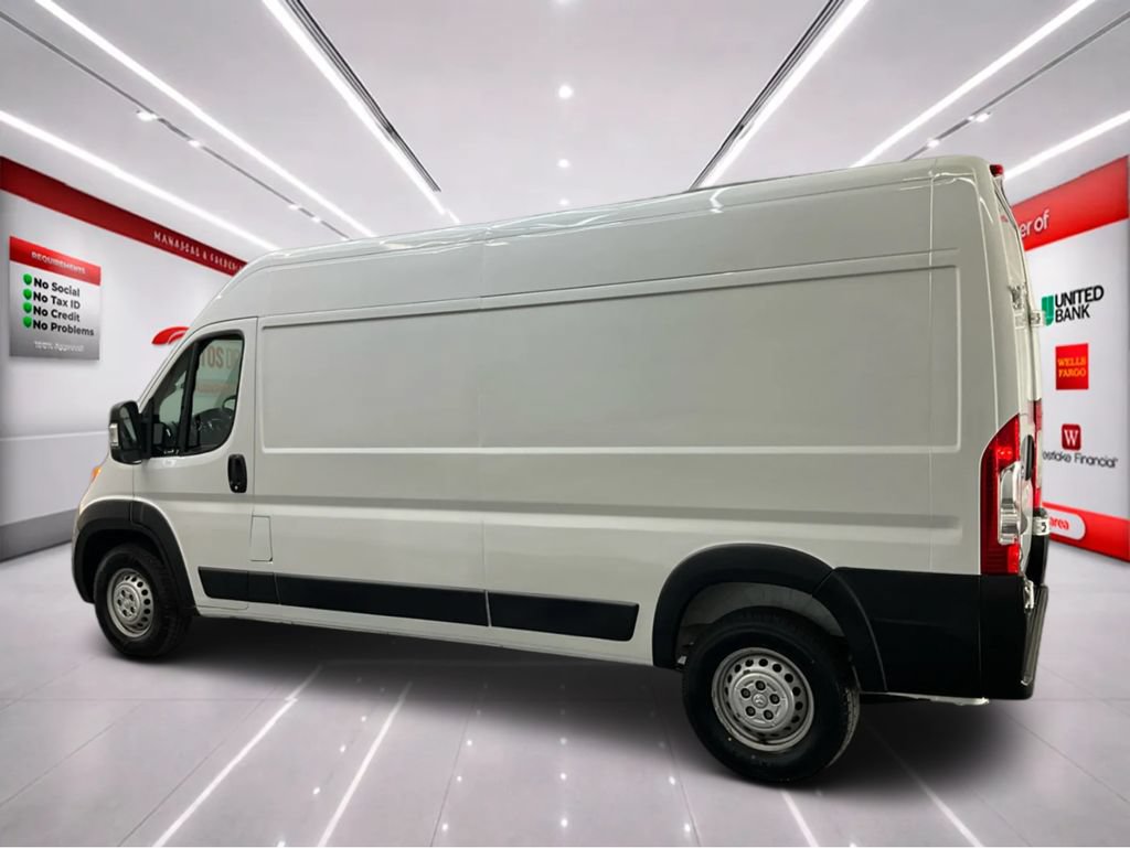 Used 2025 RAM ProMaster 2500 w/ Convenience Group FWD image 4