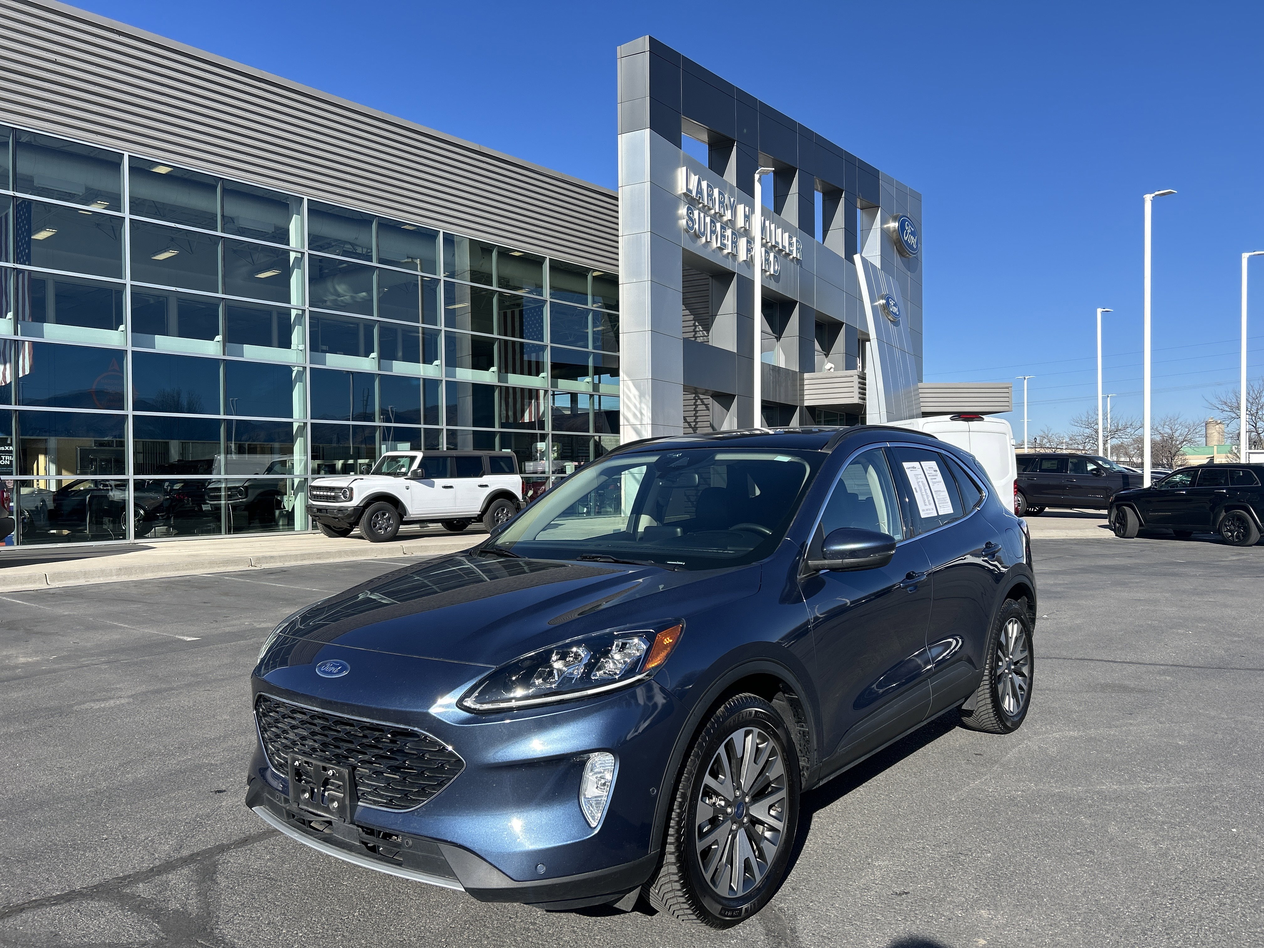 Used 2020 Ford Escape Titanium w/ Titanium Premium Package 2.0