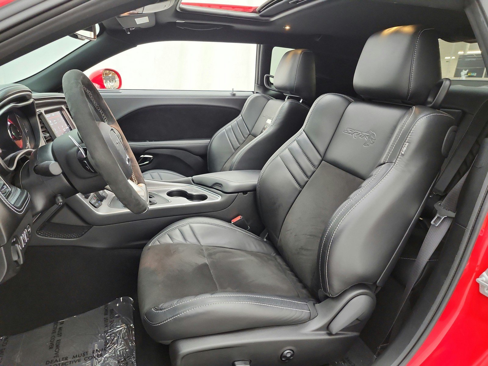 Used 2022 Dodge Challenger SRT Hellcat RWD image 13