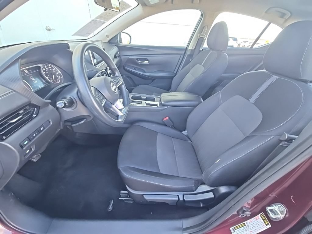 Used 2024 Nissan Sentra SV FWD image 28