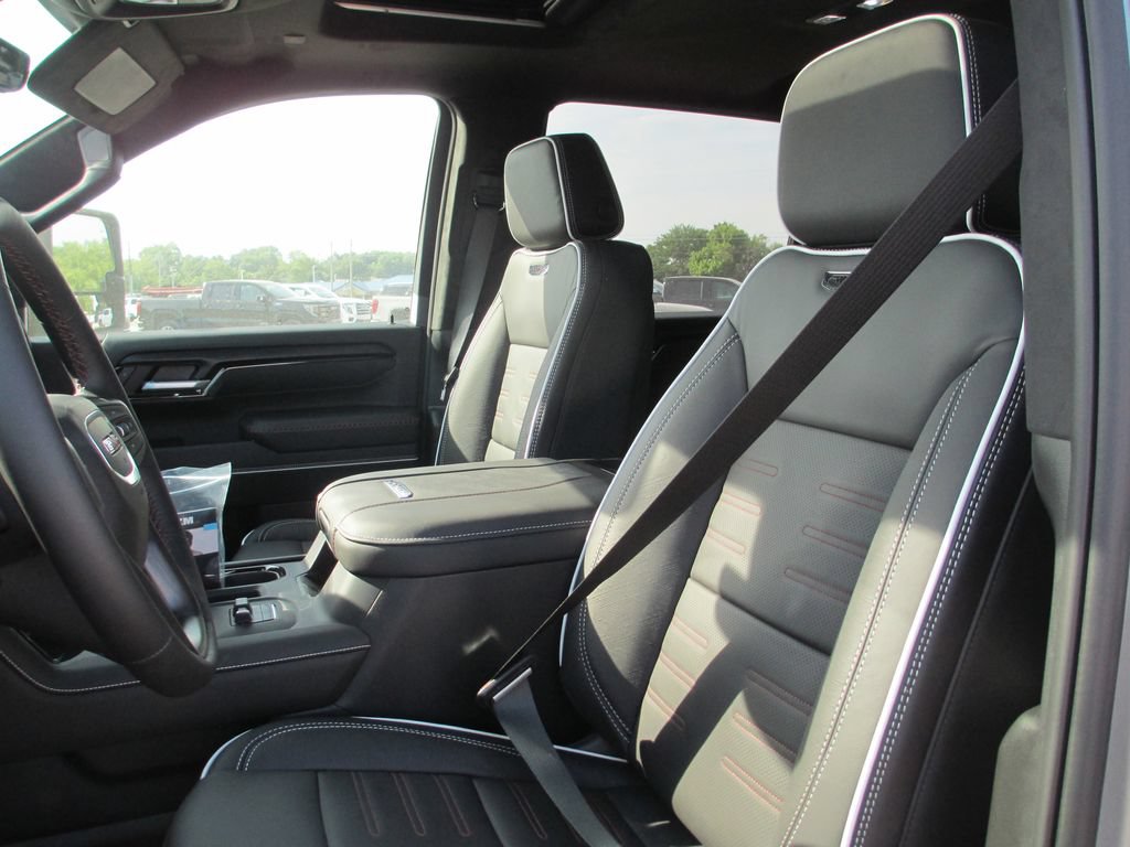 New 2026 GMC Sierra 2500 AT4X AWD/4WD image 13