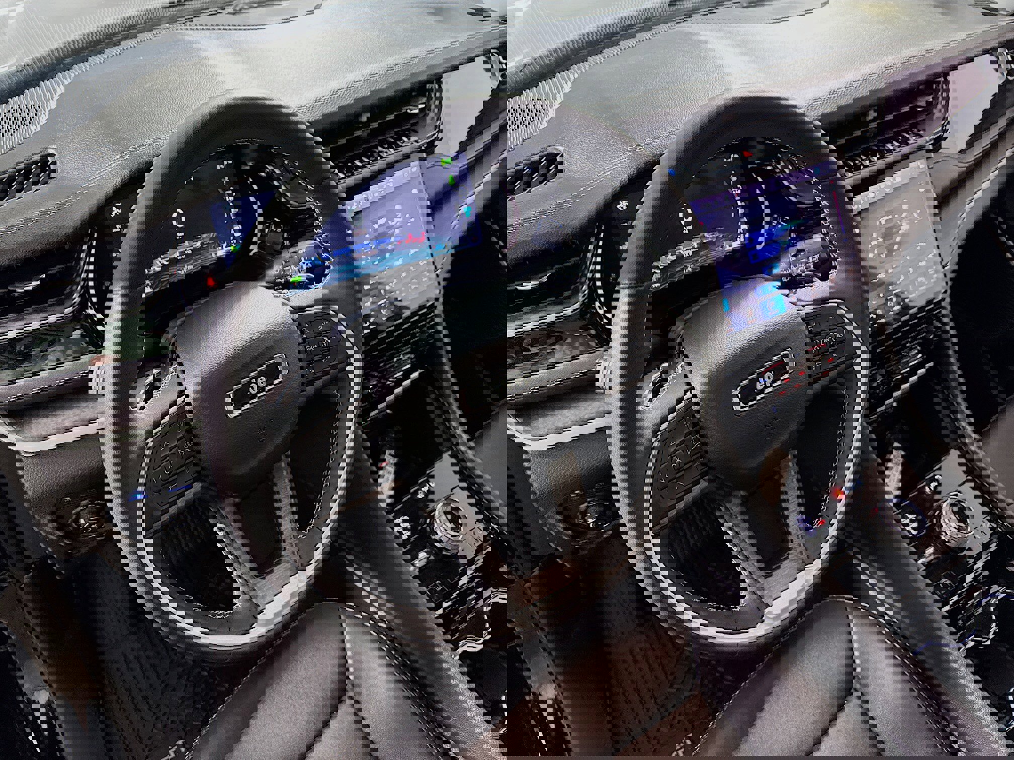 Used 2023 Jeep Grand Cherokee 4WD 4xe image 23