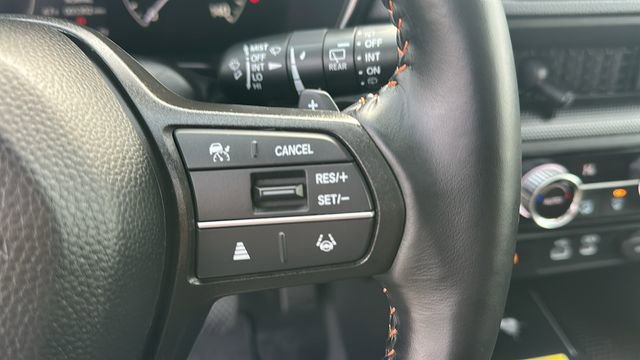 Used 2025 Honda CR-V Sport-L image 14