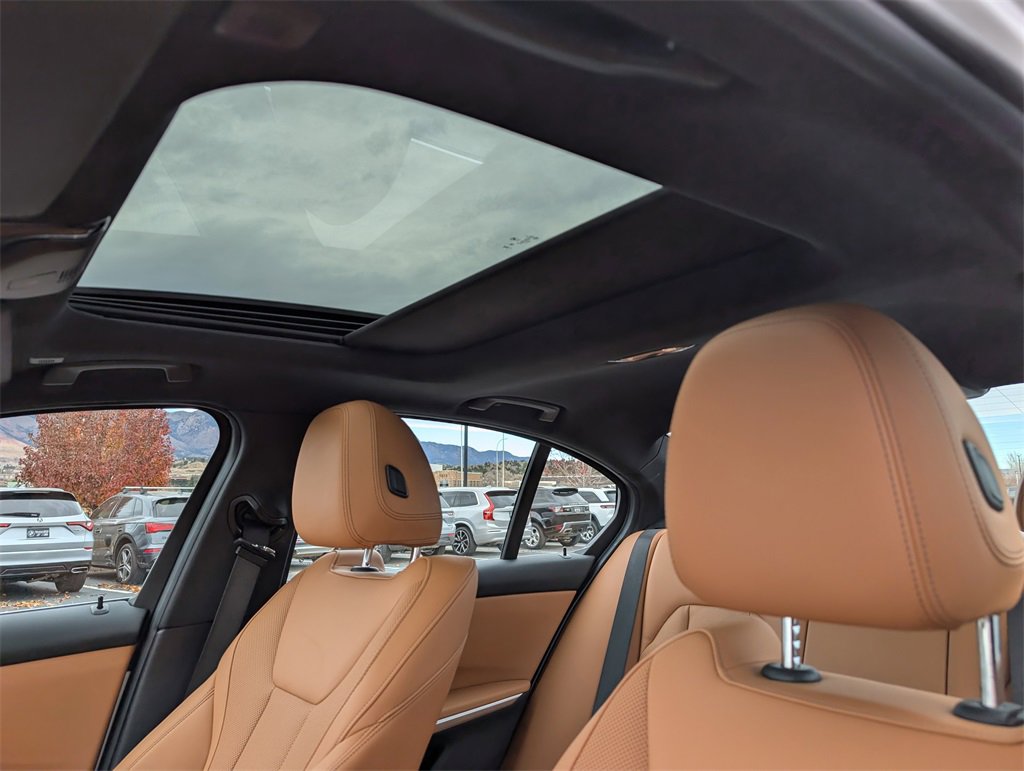 Used 2024 BMW 330i xDrive 330i xDrive w/ Premium Package image 12