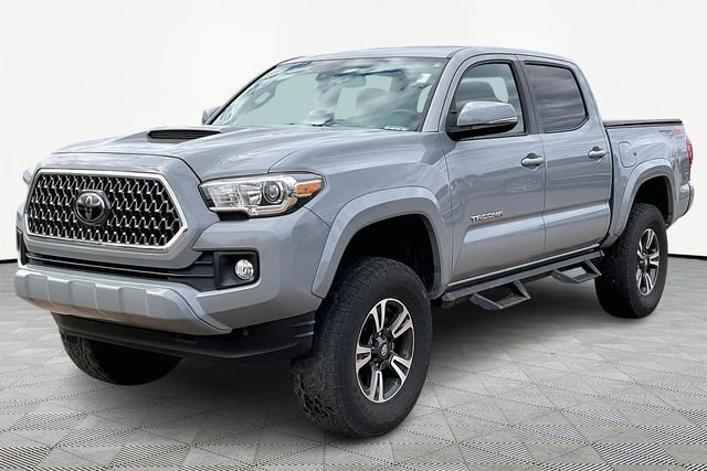 Used 2019 Toyota Tacoma SR image 3