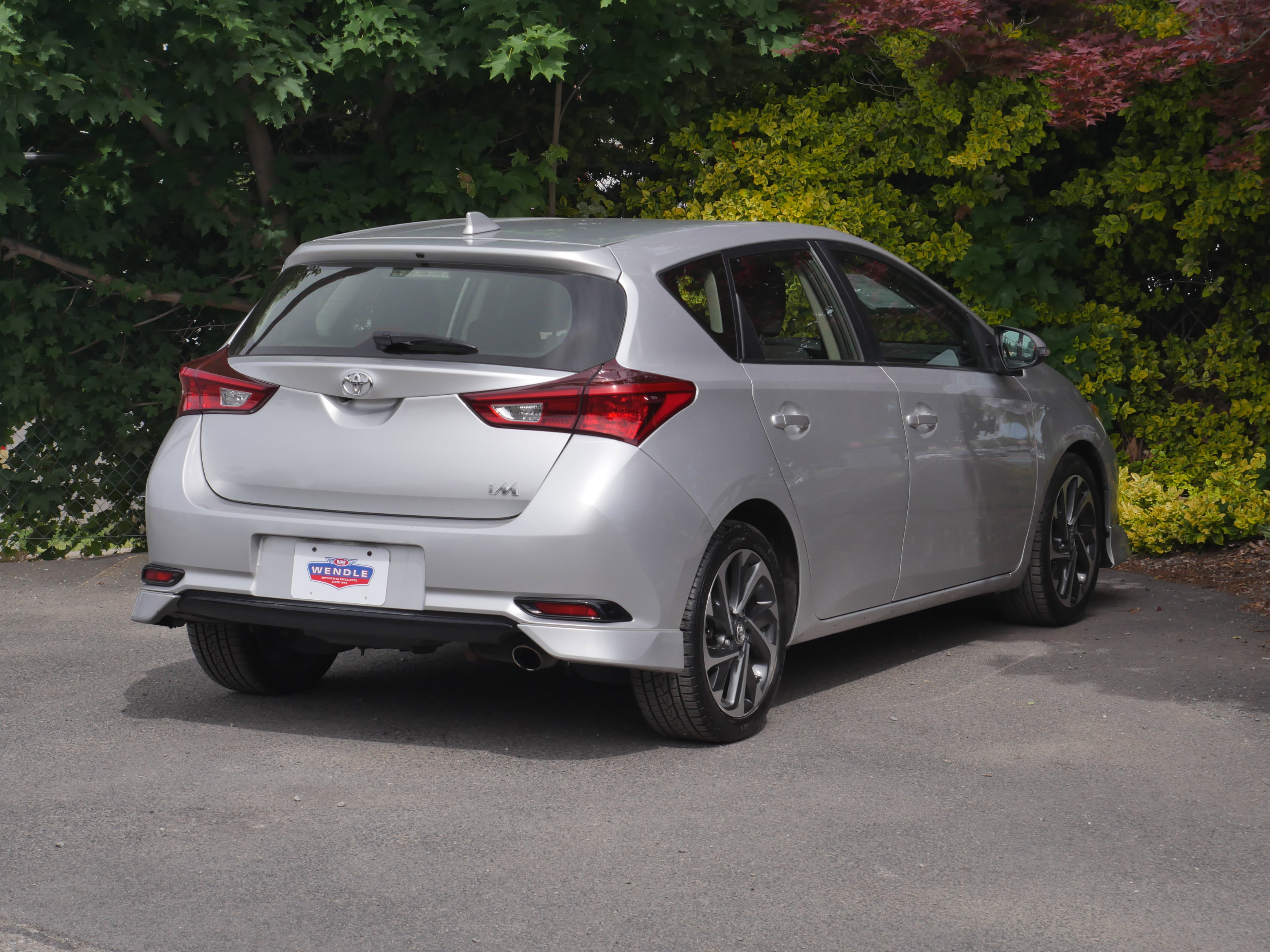 Used 2018 Toyota Corolla iM w/ All-Weather Mat Package FWD image 21