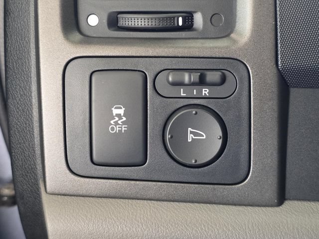 Used 2011 Honda CR-V EX-L image 19