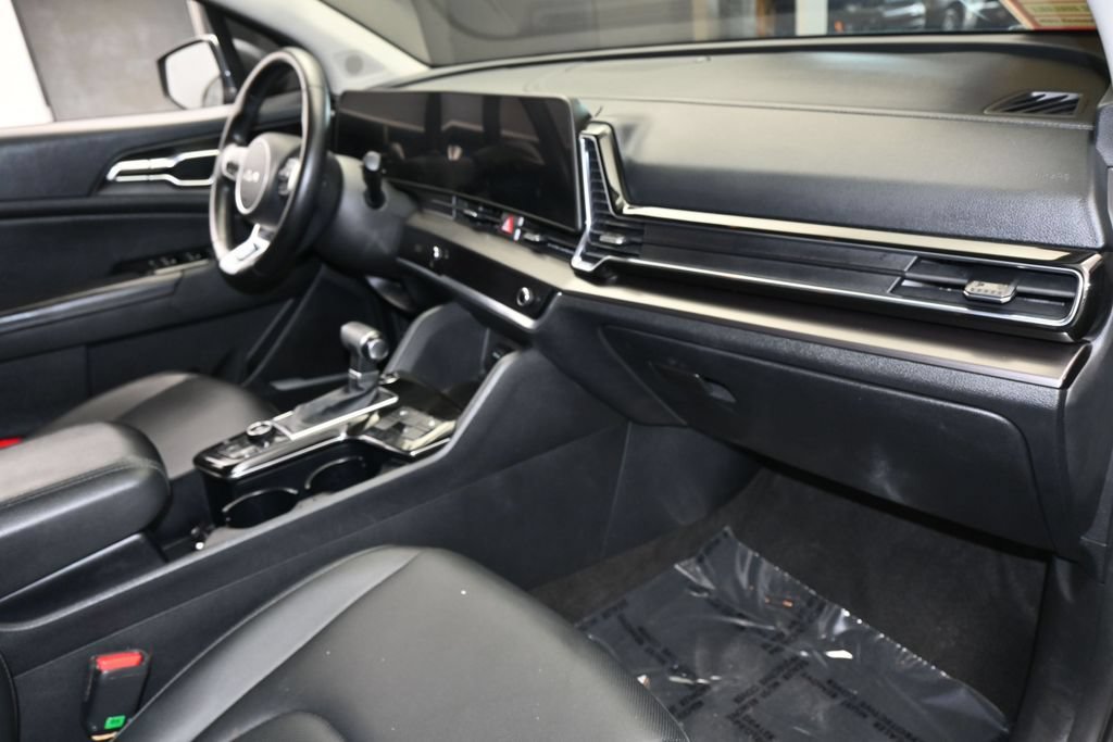 Used 2023 Kia Sportage EX FWD image 47