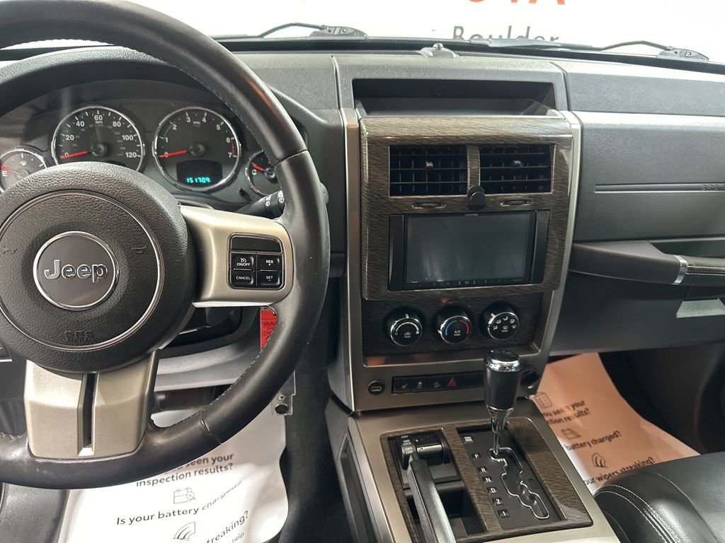 Used 2012 Jeep Liberty Limited Jet image 27