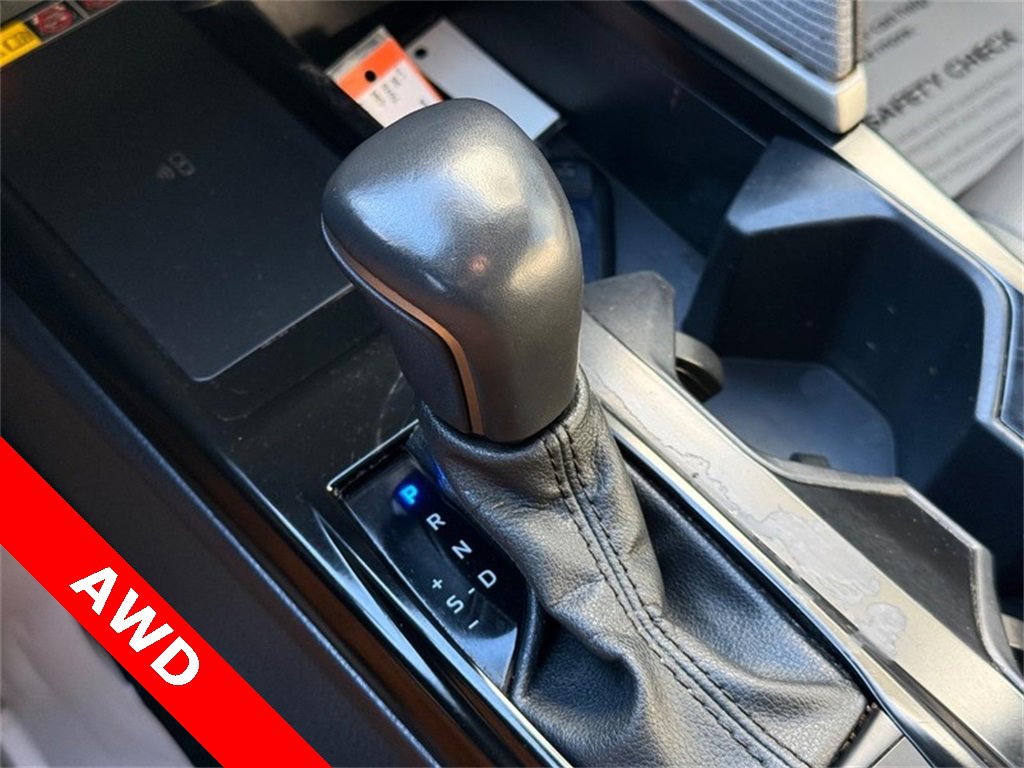 Used 2025 Toyota Camry LE image 26