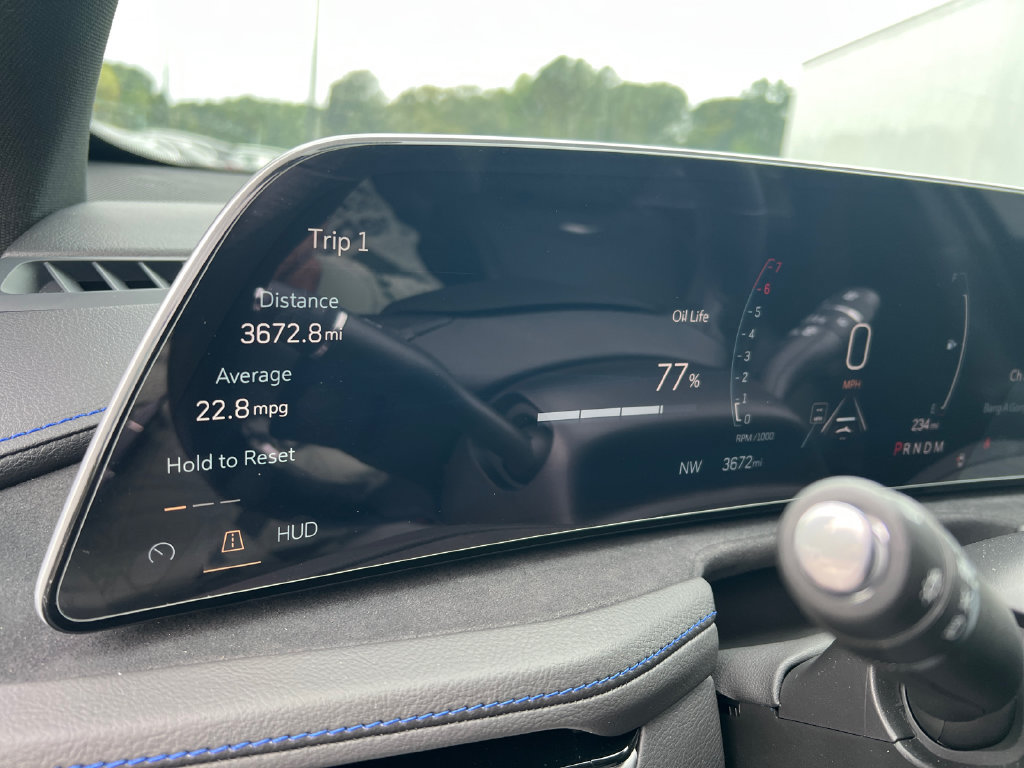 Used 2025 Cadillac XT4 Sport FWD image 32