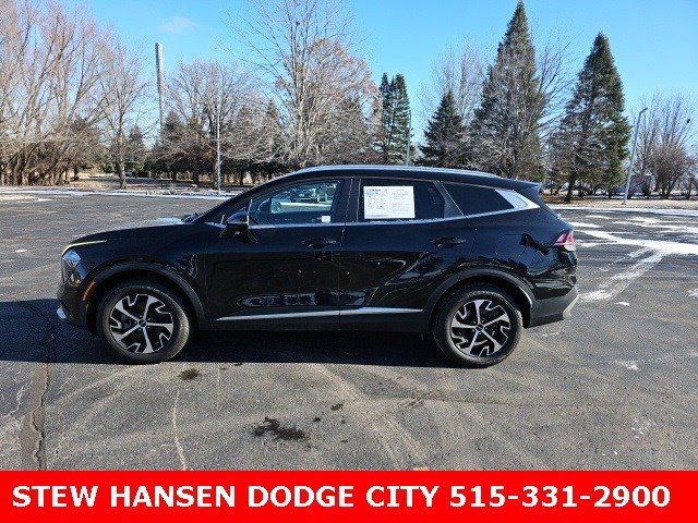 Used 2023 Kia Sportage EX image 1