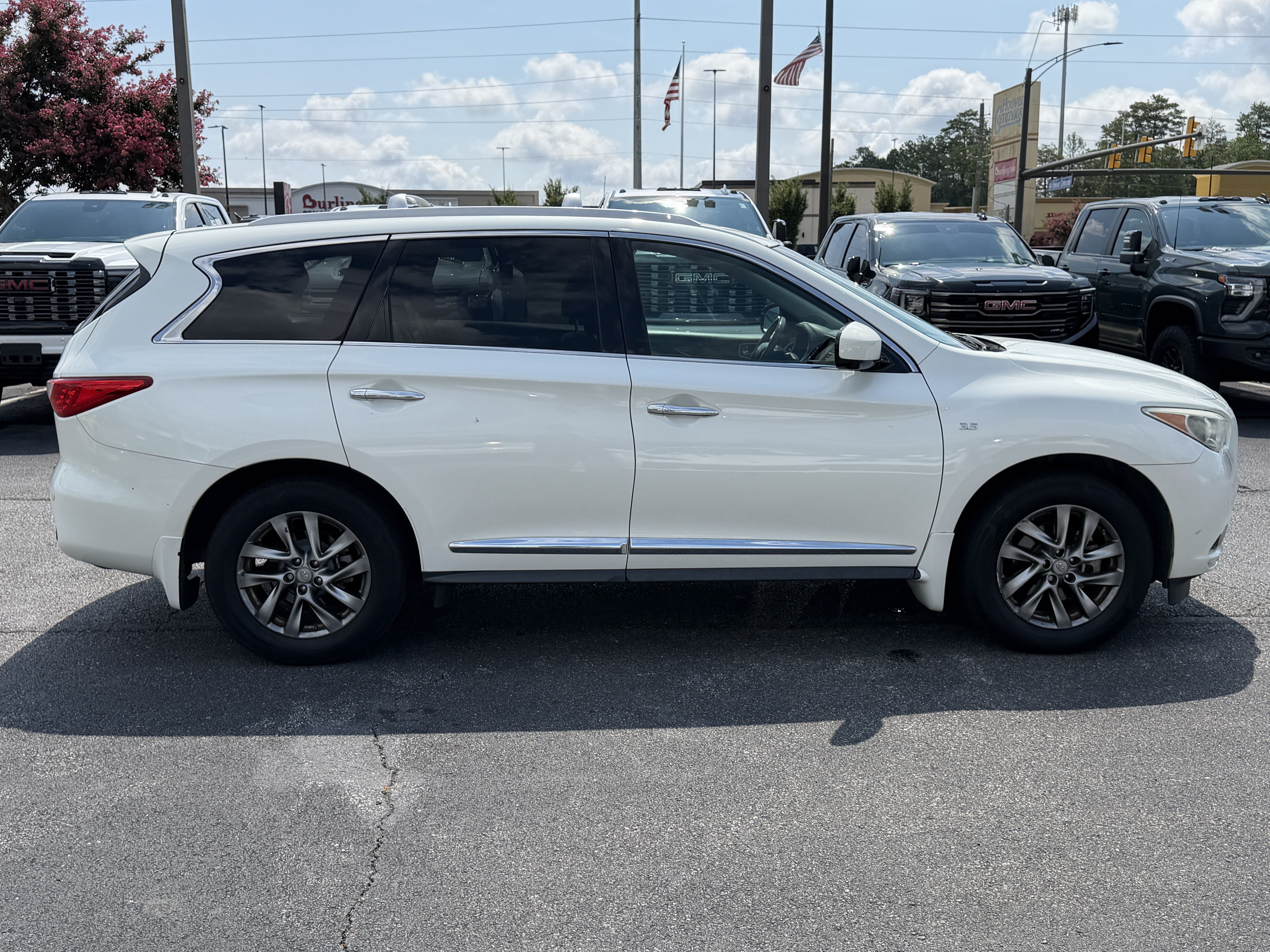 Used 2015 INFINITI QX60 FWD w/ Premium Plus Package image 12