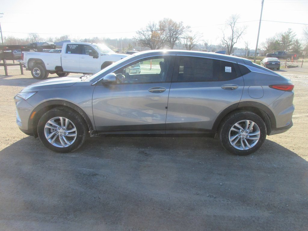 New 2026 Buick Envista Preferred FWD image 9