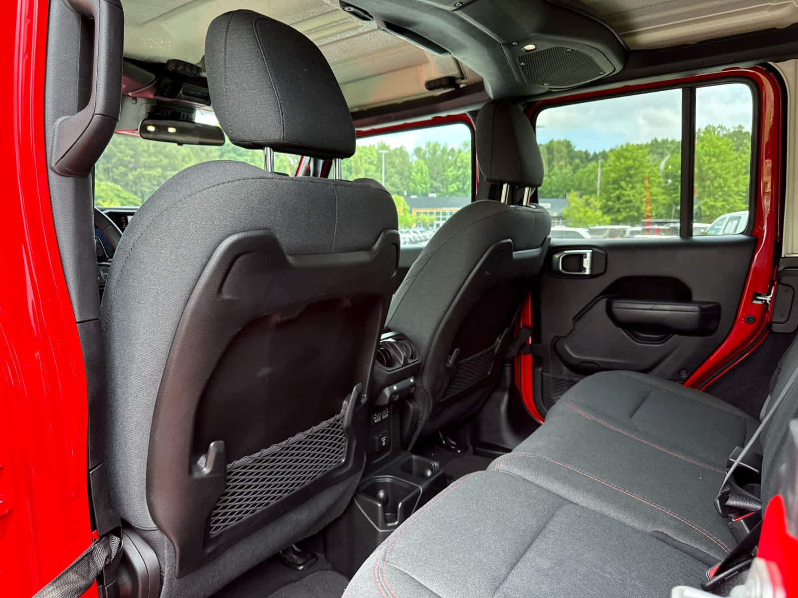 Used 2024 Jeep Wrangler Unlimited Rubicon AWD/4WD image 24