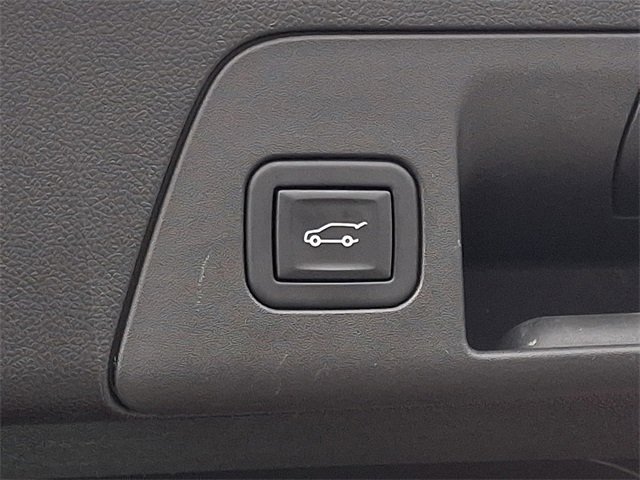 Used 2023 Buick Envision Essence w/ Sport Touring Package image 32