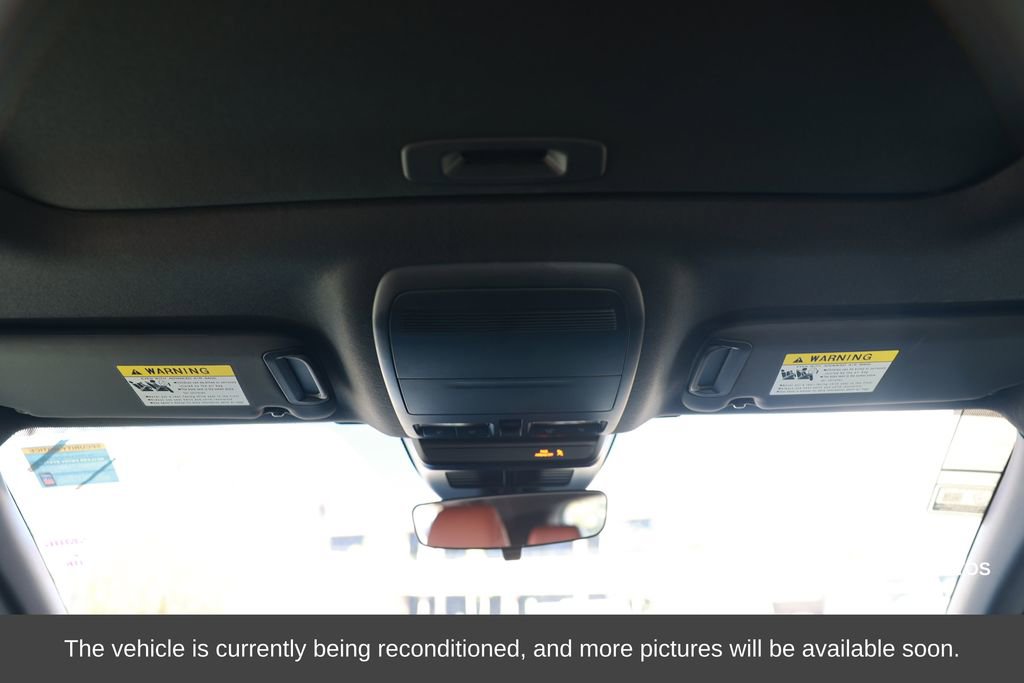 Used 2024 MAZDA MAZDA3 s image 31