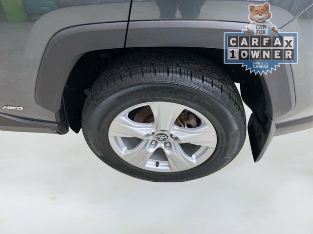 Used 2021 Toyota RAV4 XLE image 16