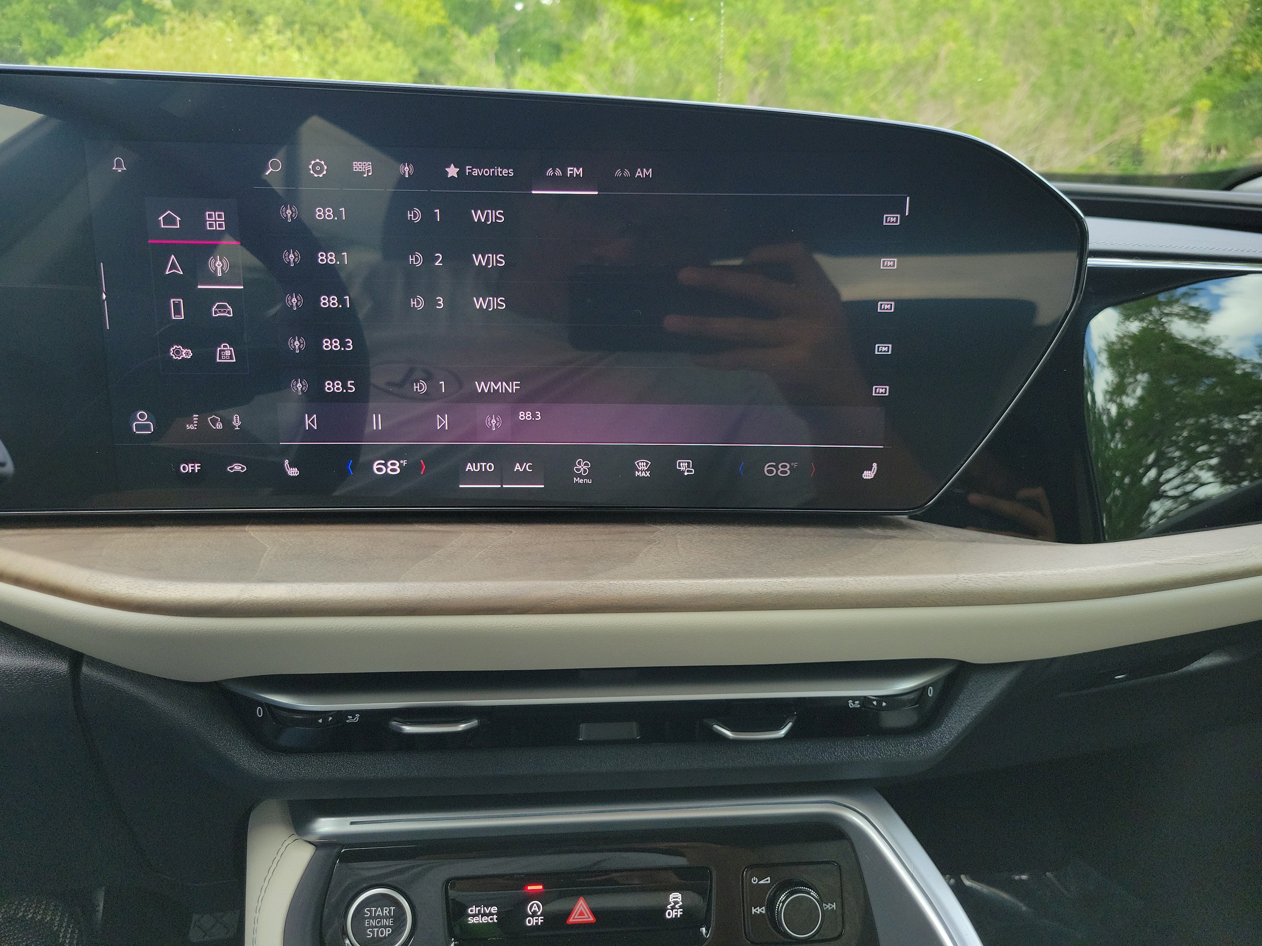 Used 2025 Audi Q5 Premium w/ Convenience Package image 22