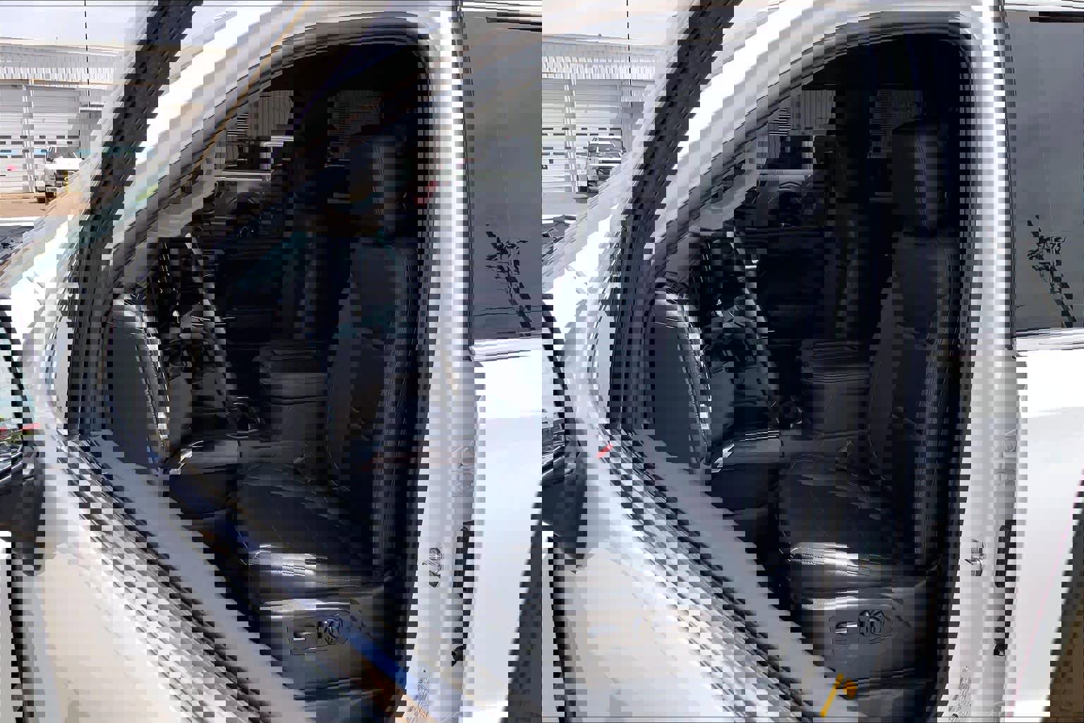 Used 2021 GMC Sierra 1500 SLT AWD/4WD image 8