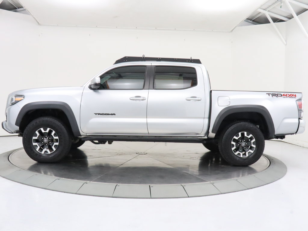 Used 2022 Toyota Tacoma TRD Off-Road AWD/4WD image 2