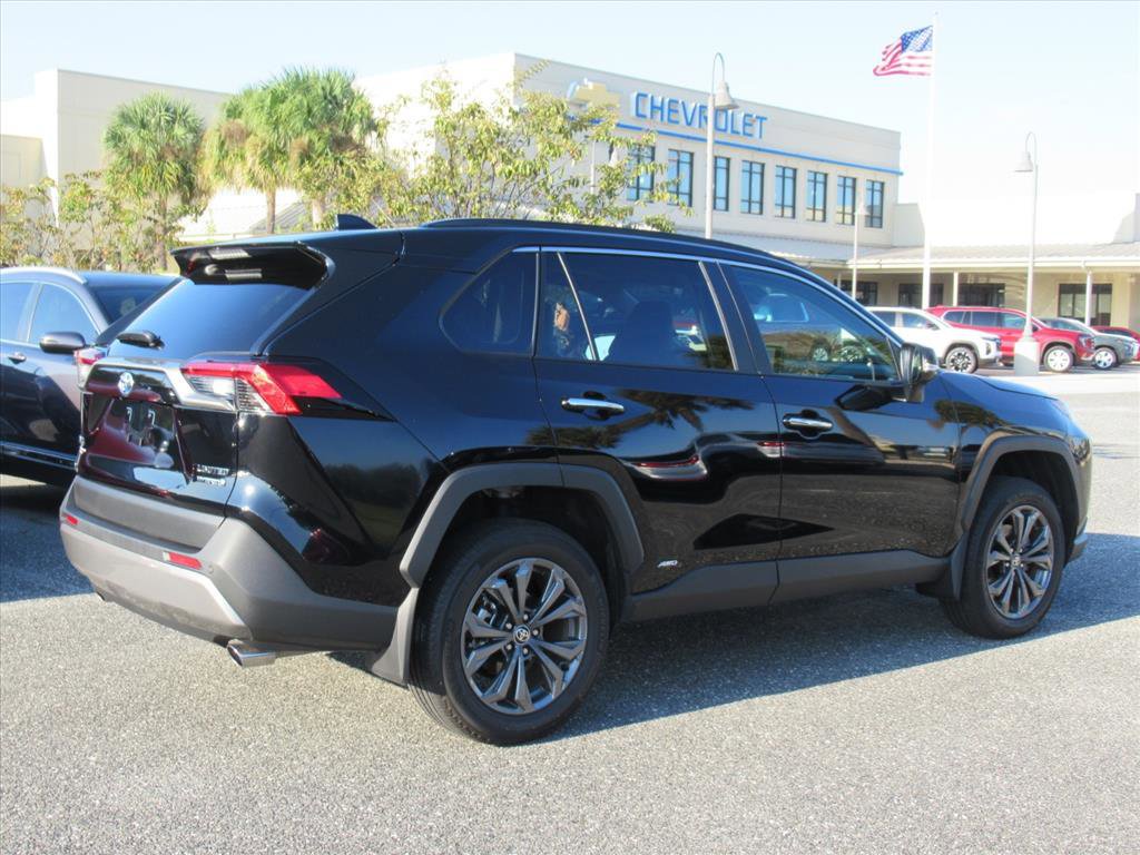 Used 2024 Toyota RAV4 Limited image 6