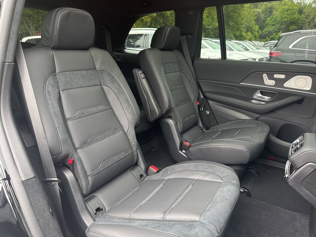 New 2026 Mercedes-Benz GLS 63 AMG 4MATIC image 35