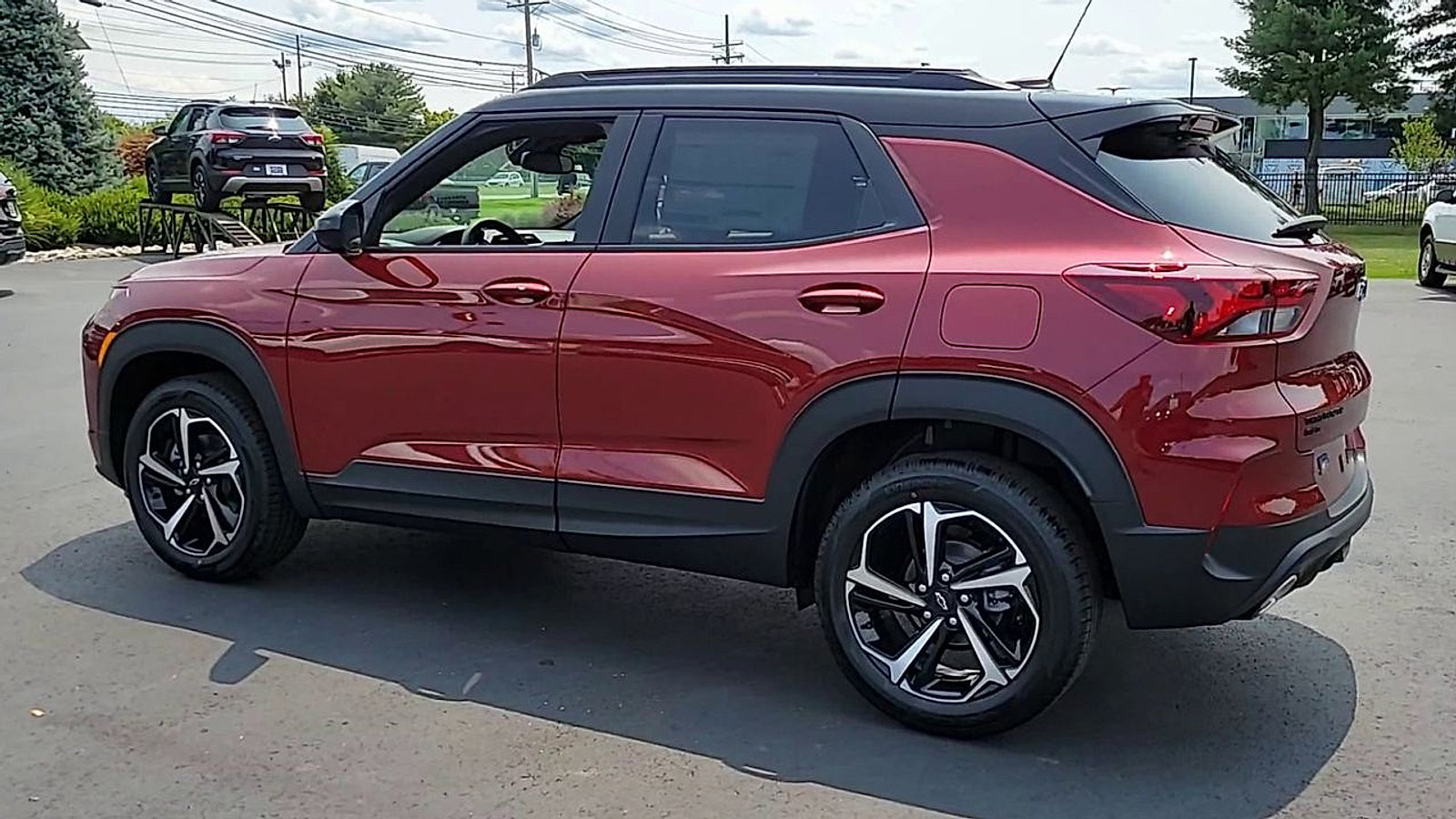Used 2023 Chevrolet TrailBlazer RS w/ Convenience Package AWD/4WD image 6