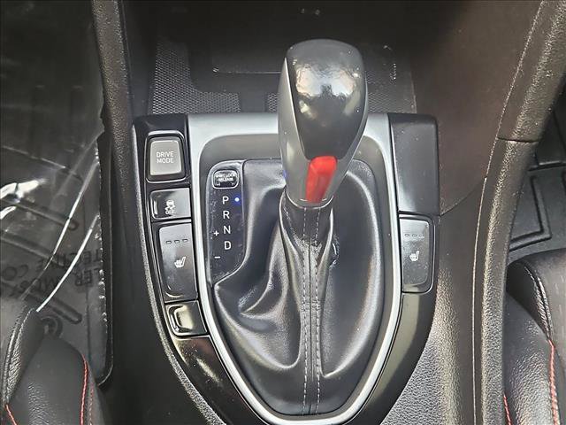 Used 2020 Hyundai Veloster Turbo FWD image 12