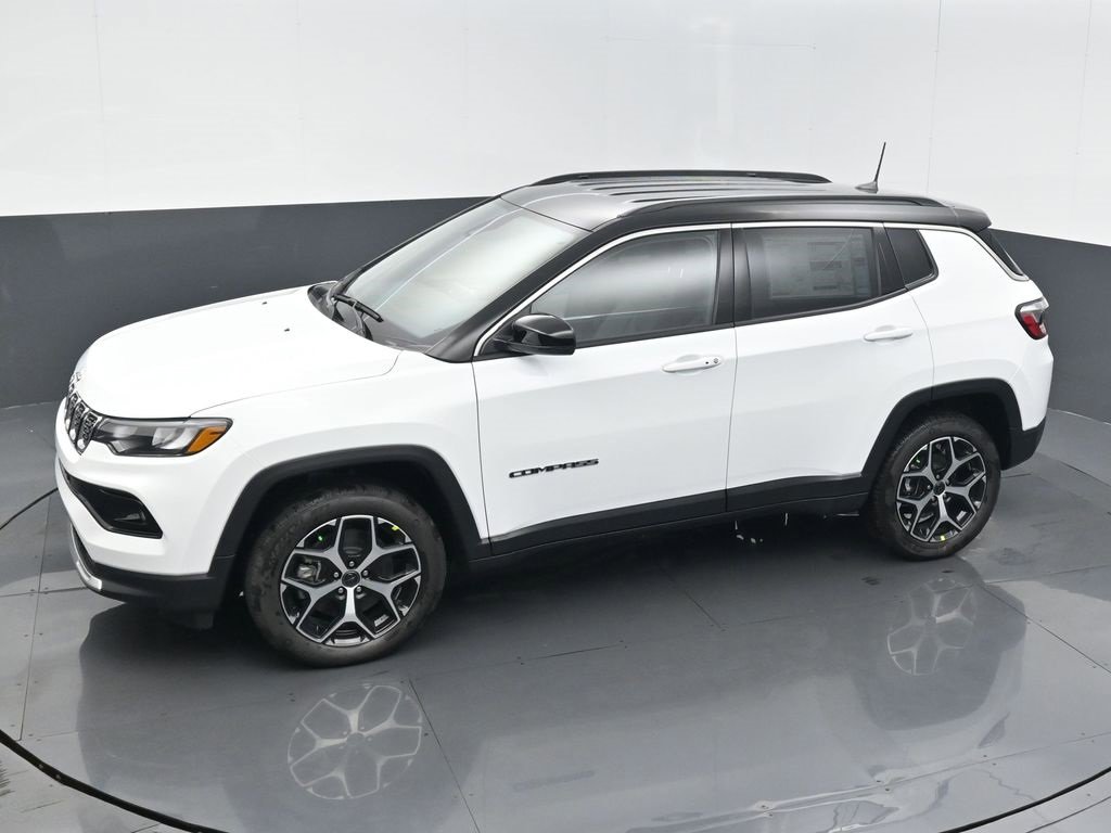 Certified 2025 Jeep Compass Limited image 40