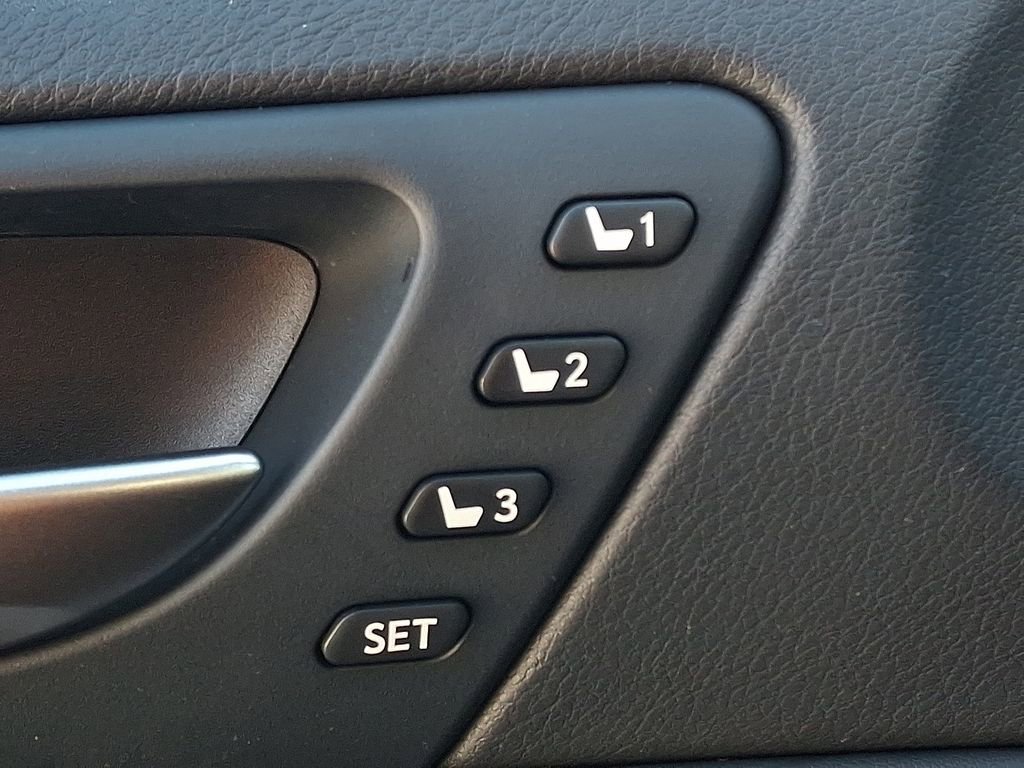 Used 2025 Lexus IS 350 F Sport w/ Navigation Package image 27