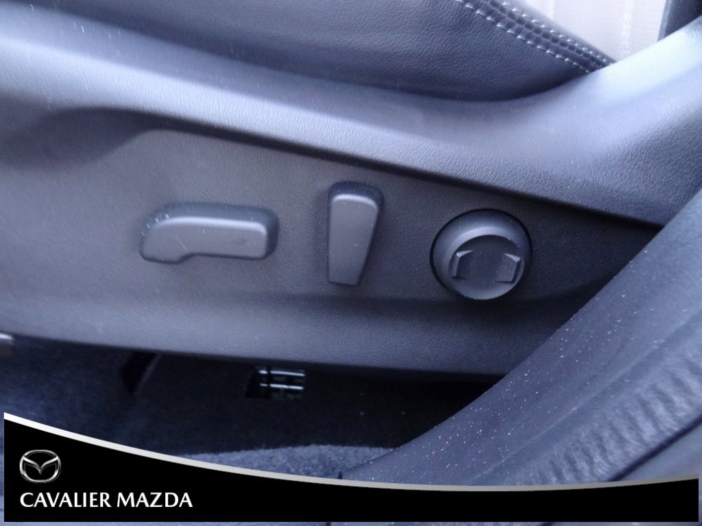 Used 2023 Subaru Forester Limited w/ Popular Package #2 image 11