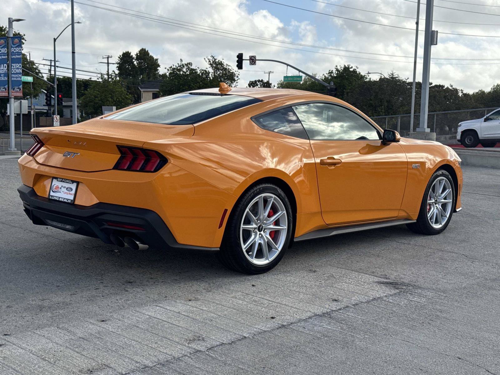 Used 2026 Ford Mustang GT Premium RWD image 3