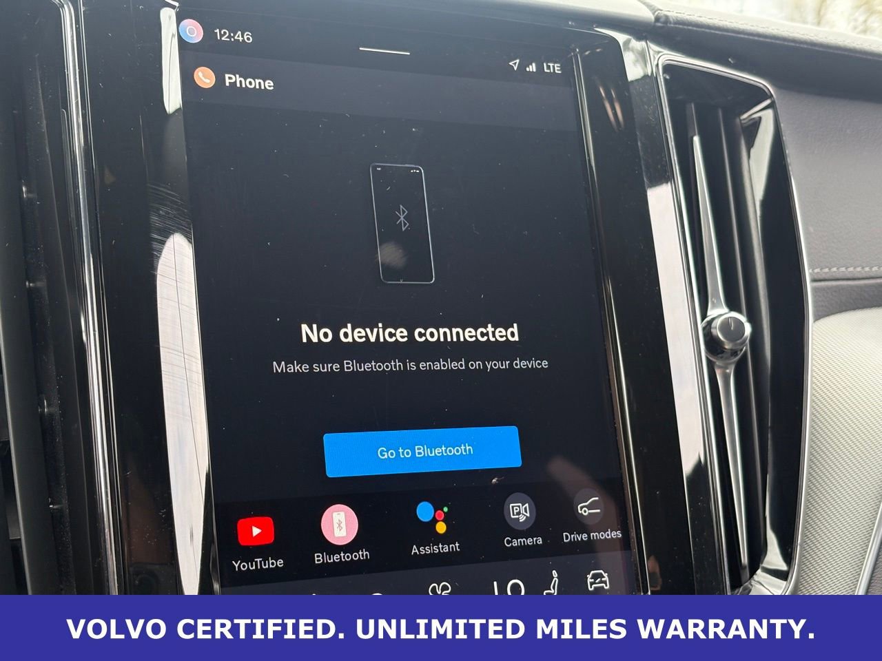 Certified 2024 Volvo XC60 B5 Ultimate w/ Protection Package Premier image 22